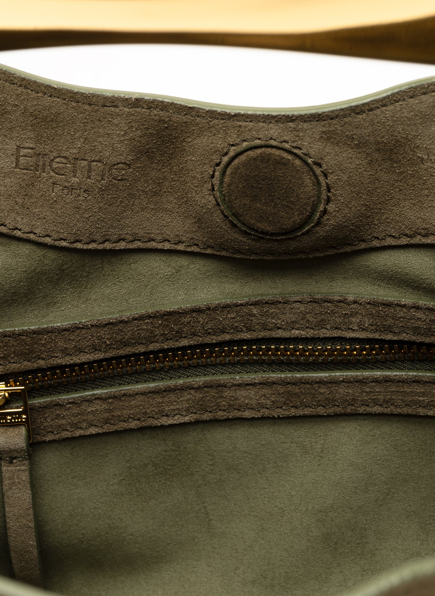 Boomerang Suede Truffle