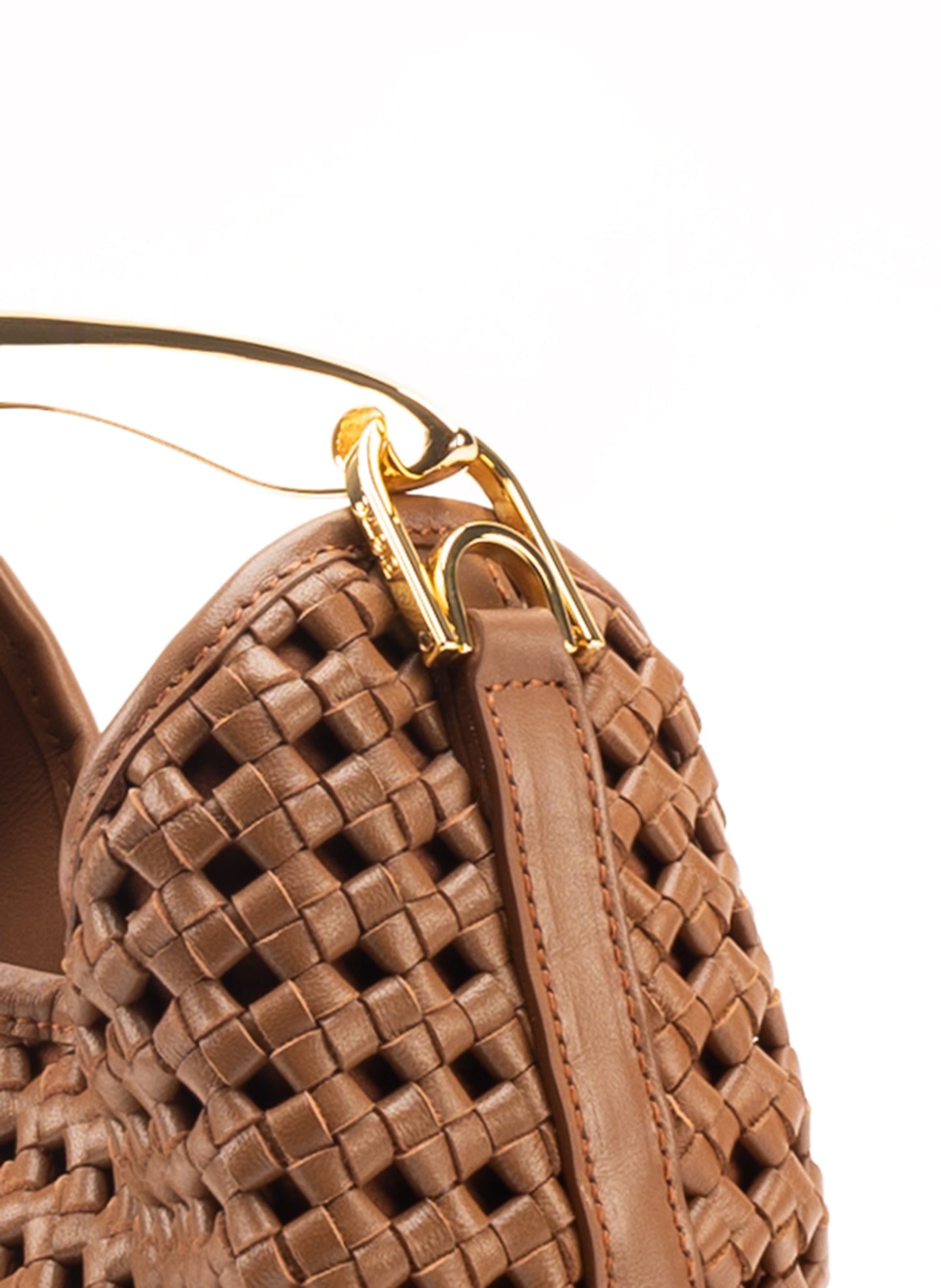 Petit Boomerang Cuir tressé Cognac