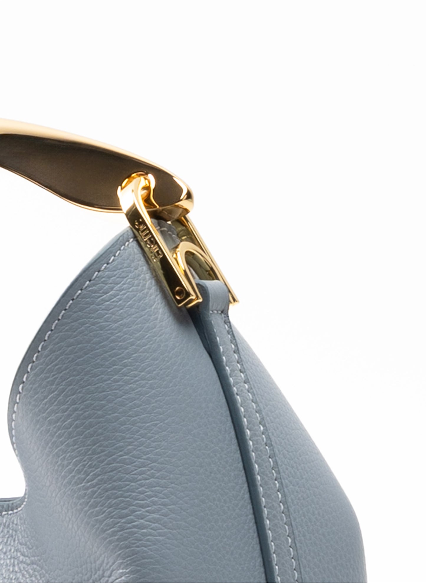 Small Boomerang Pebbled Leather Grey Blue