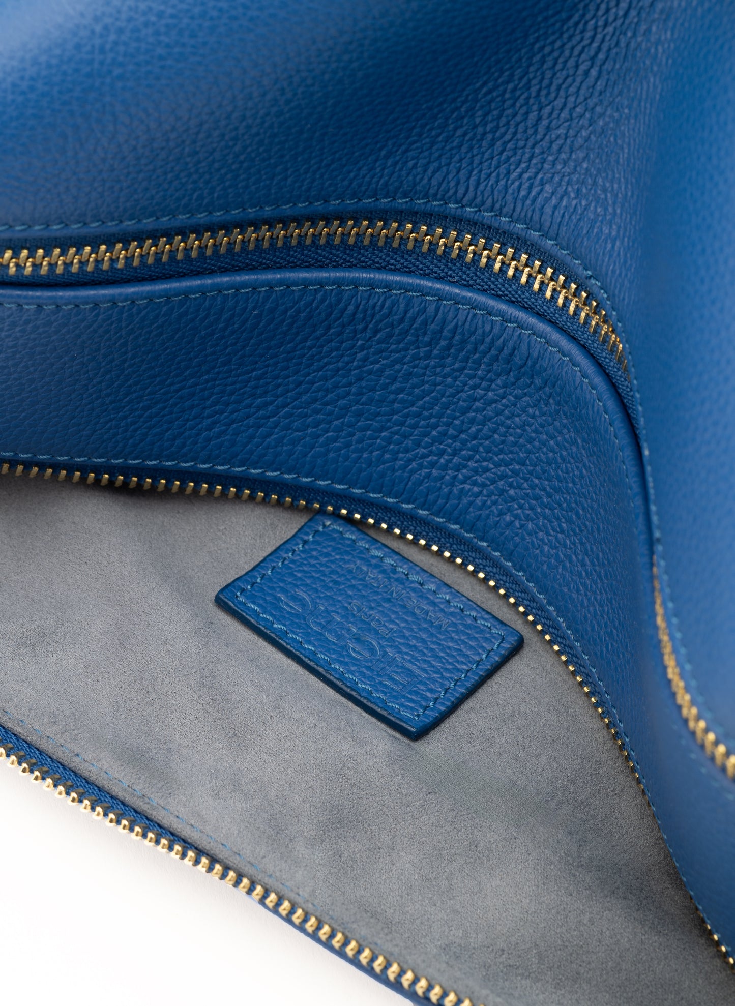 Trousse Cuir grainé bleu azur
