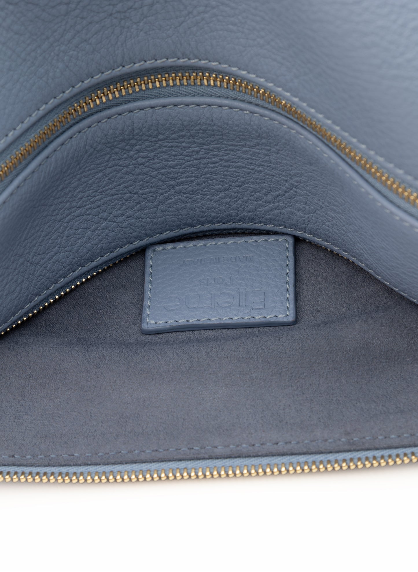 Trousse Pebbled Leather Cloud Blue