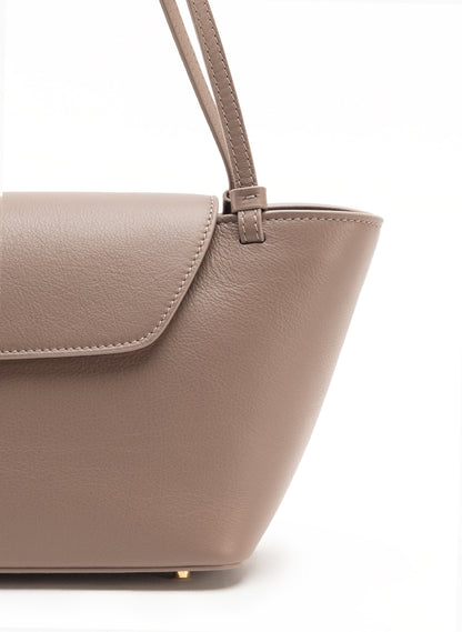 Courrier Tote Leather Acacia