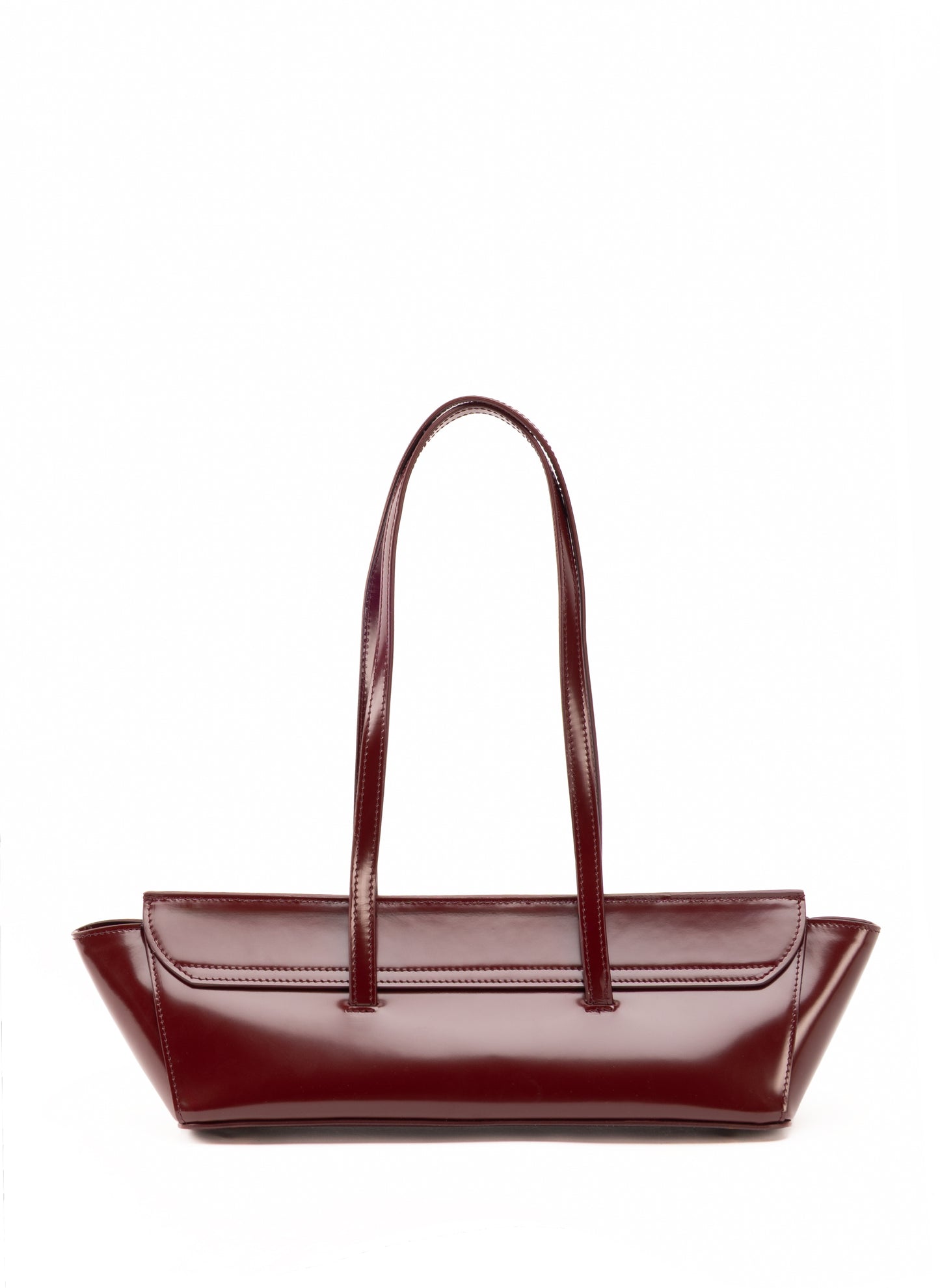 Le Bateau cuir verni vin