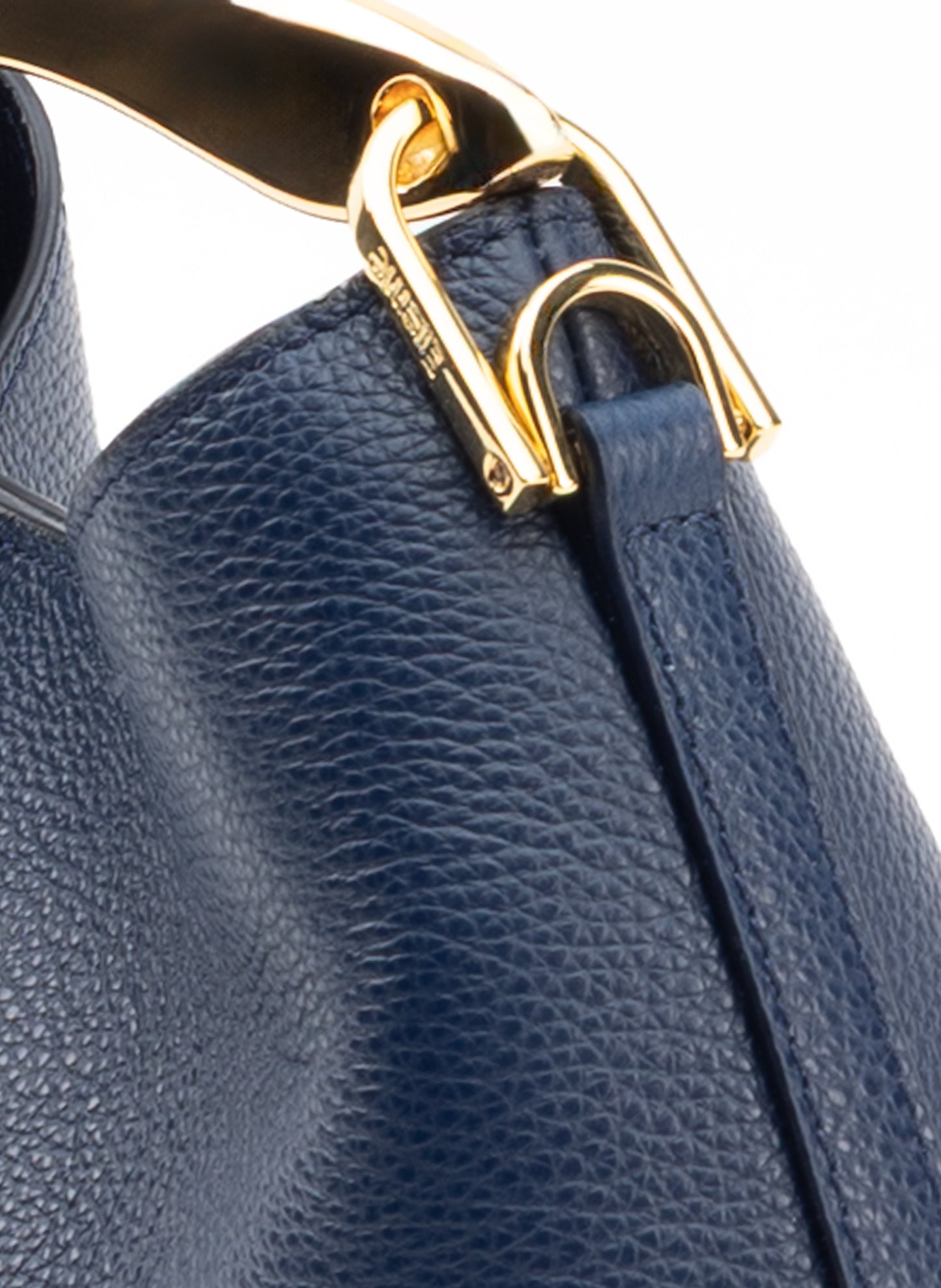 Mini Boomerang Pebbled Leather Navy