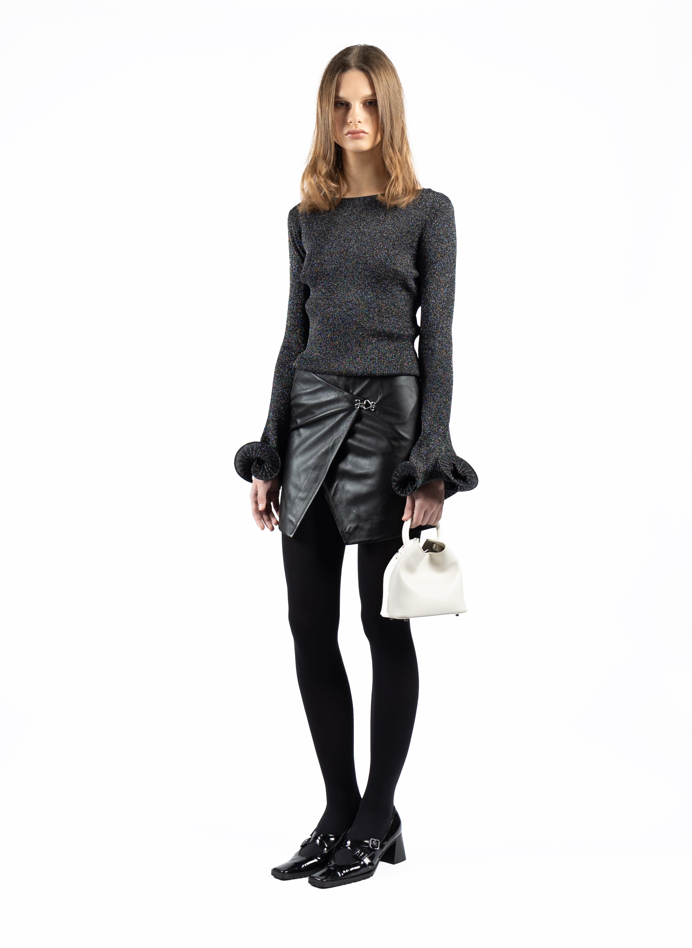 How to wear black leather mini skirt best sale