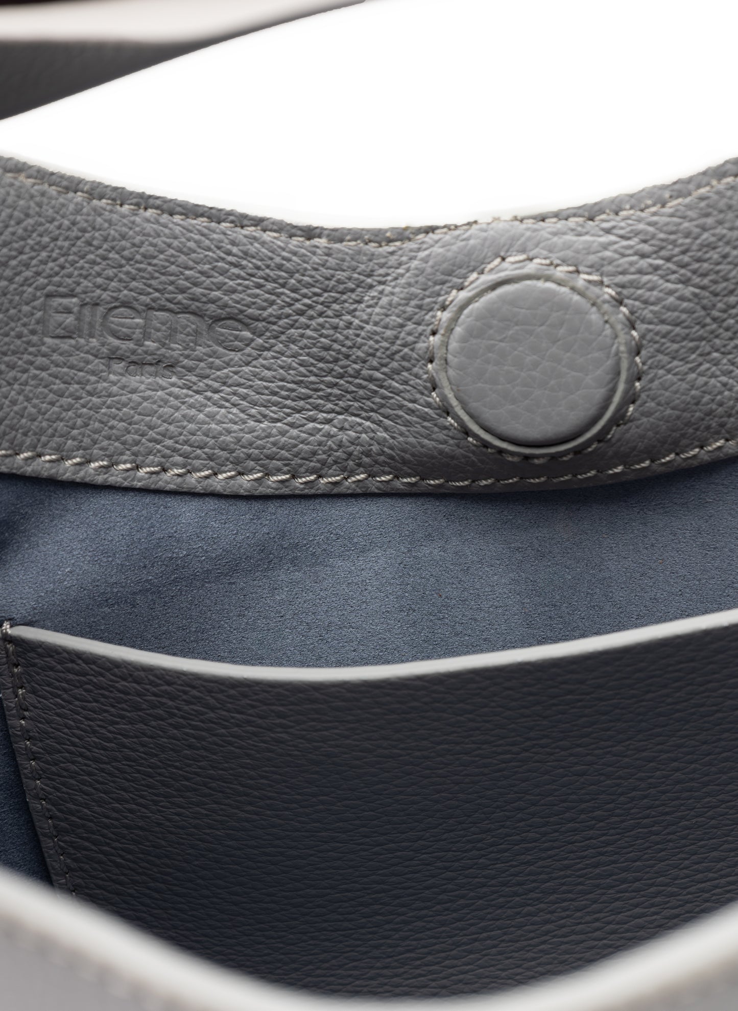 Small Boomerang Pebbled Leather Grey - Silver