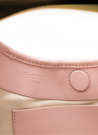 Small Boomerang Woven Leather Pink