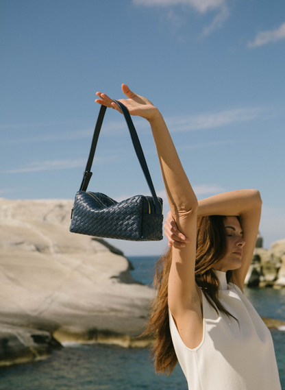 Trousse Woven Leather Navy